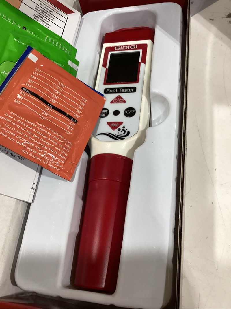 Condition photo showing Good Condition for digital chlorine tester pool salinity meter, 7-in-1 ph meter test fac ph salt orp tds ec,hot tub chlorine meter with backlit display screen for drinking water quality chlorine level,pool tester red pool tester