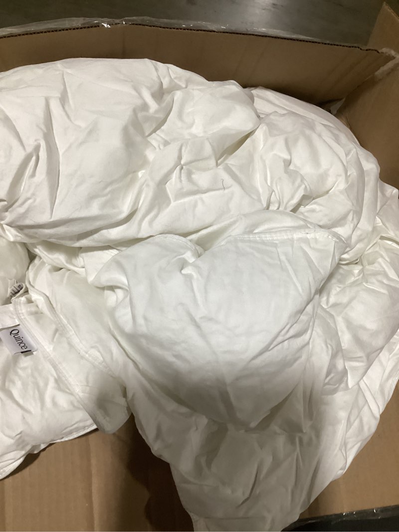 Condition photo showing Good Condition for premium down comforter, full/queen