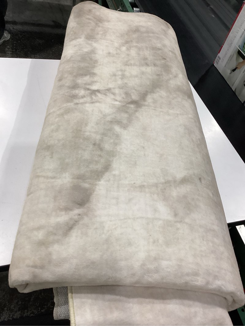 Condition photo showing As Is for garveehome washable rugs 10x13 area rug for living room, modern solid rug with non slip backing, plain rug for bedroom, distressed stain resistant accent rug for dining room farmhouse dorm, beige ivory white 10' x 13' (rectangular)