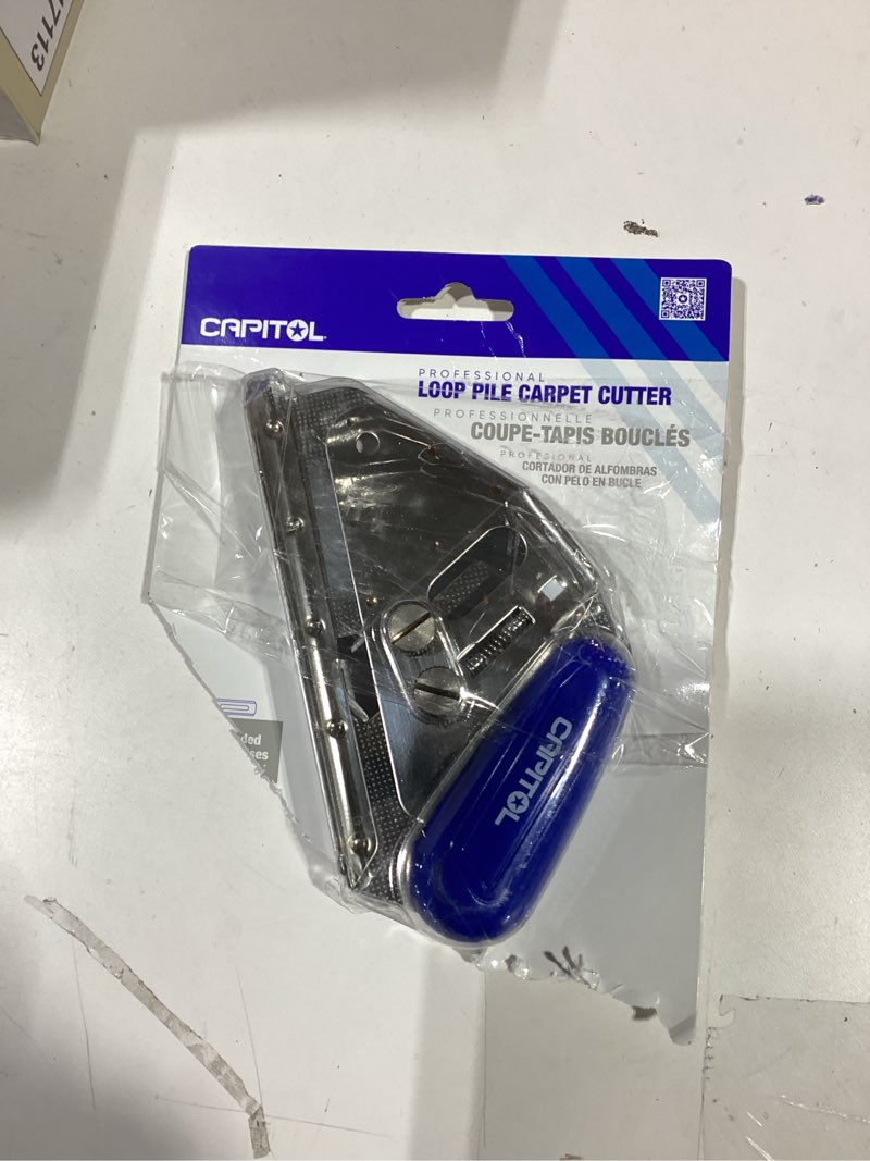 Condition photo showing Good Condition for capitol 110550 professional loop pile carpet cutter  blue/silver