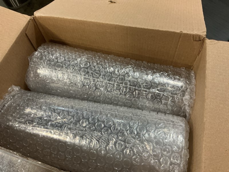 Condition photo showing Good Condition for Nuogo 12 Pcs Plastic Clear Cylinder Vase for Home 10 Inch Acrylic Flower Clear Vase Centerpiece for Centerpieces Wedding Party Decorations