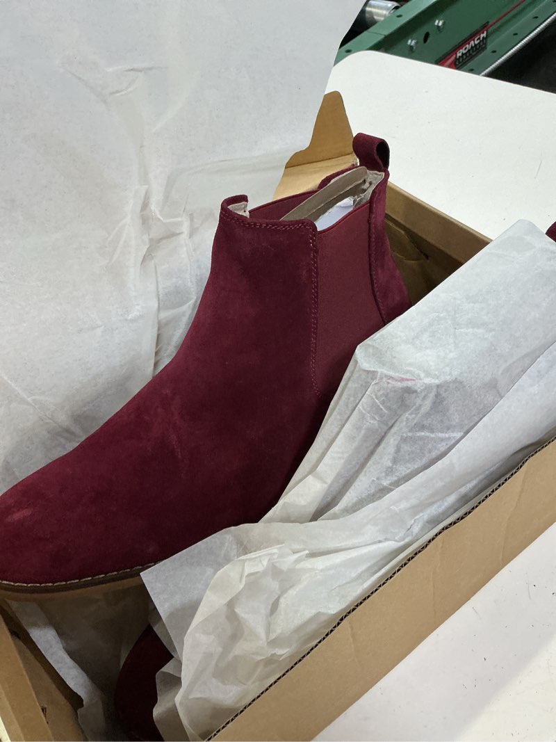Condition photo showing Good Condition for men's burgundy suede leather slip on chelsea ankle boots(size 10.5)