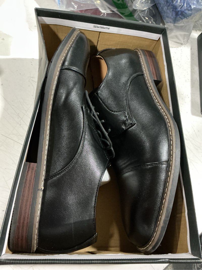 Condition photo showing Good Condition for finishing & sewing men's cap toe lace up oxford dress shoes 10 black