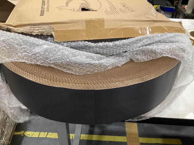 Condition photo showing Good Condition for 2 in 1 round cat scratching board, cardboard cat scratcher for indoor cats, corrugated cat scratch pad for grinding claws and rest (23.6") l (23.6''x 23.6"x4.7")
