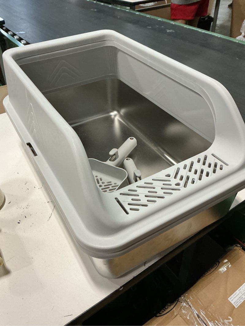 Condition photo showing Good Condition for stainless steel cat litter box, odor free metal litter box with high sides lid, open top low entry litter pan include scoop easy cleaning anti-scratch kitty cat box anti-urine leakage, non-sticky, m medium light grey(17.5 in)