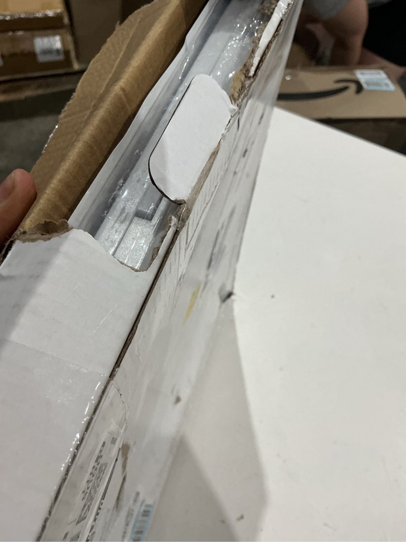Condition photo showing Good Condition for medium dog door, magnetic door for pets up to 44 lb, 13.5'' x 11'' doggie door, suitable for interior & exterior doors white medium