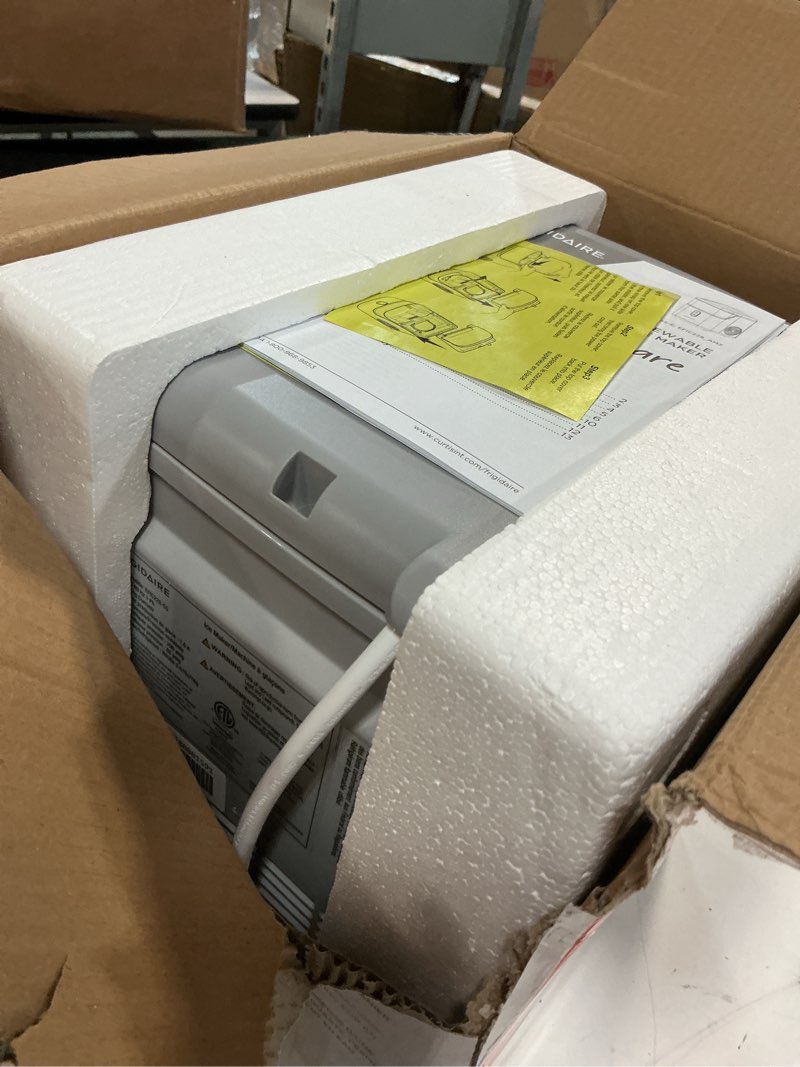 Condition photo showing Good Condition for 33 lbs. premium nugget portable ice maker 8.7 in. wide in stainless steel