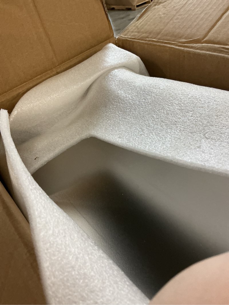 Condition photo showing New/Like New for pawhut stainless steel cat litter box w/ removable lid & scoop, white