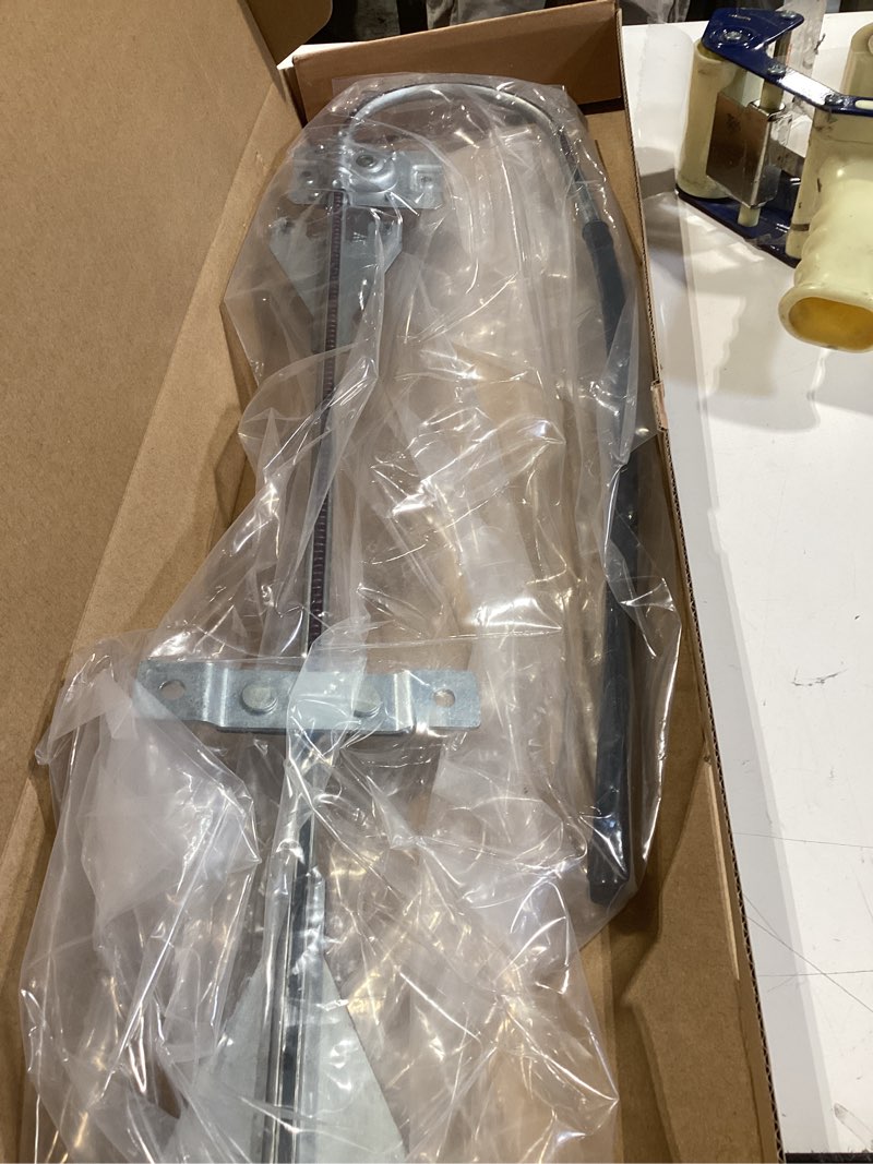 Condition photo showing Good Condition for driver side window regulator fit for kenworth t800 w900b w900l t300 c500 1997-2009, for t600b 1997-2003, front left driver side replace k092-407 hlk2557
