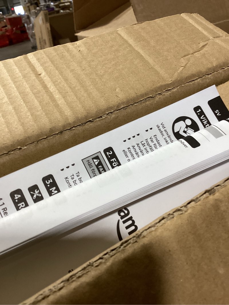 Condition photo showing New/Like New for Amazon Basics Dog Training Pad Holder, Secured Latches, Extra Thick and Non-Slip, Recycled Plastic, 28 x 34 inch, L, White and Charcoal 28'' X 34''