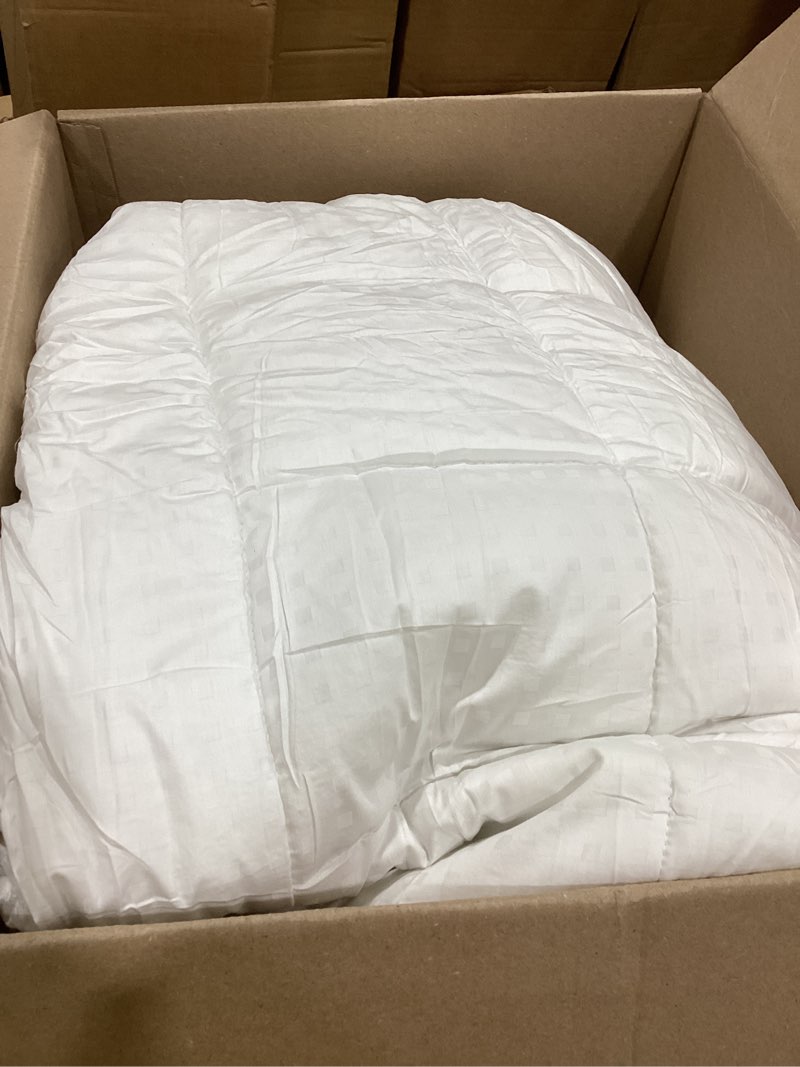 Condition photo showing As Is for easeland queen size mattress pad cotton pillow top mattress topper white | cooling mattress cover cotton top,size 60x80