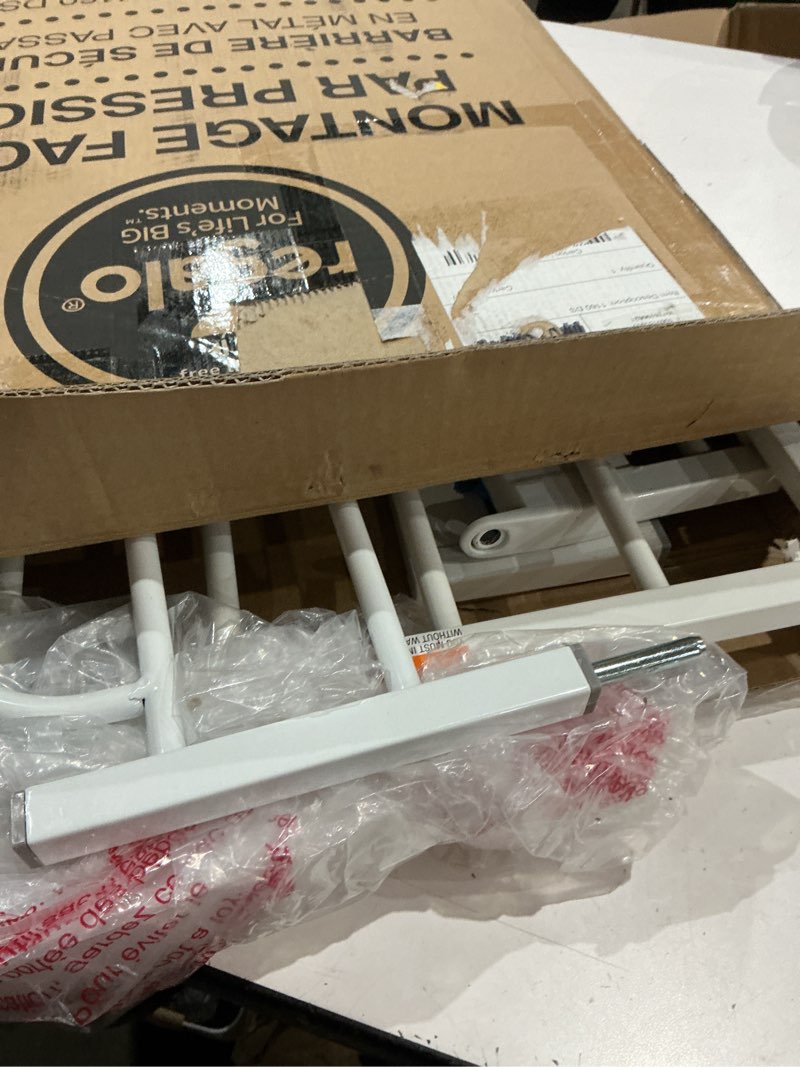 Condition photo showing Good Condition for regalo safety 38" baby gate for doorways & bottom of stairs, pressure mount design for babies, toddlers & pets, tested & safe for 30 years, american designed, american owned, white white 29-38.5"w x 30"h