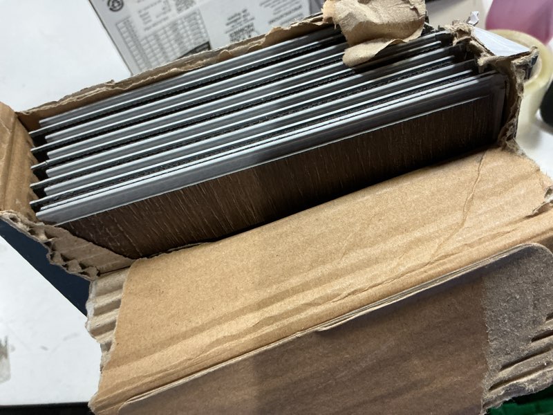 Condition photo showing Good Condition for style selections penny oak brown 6-mil x 6-in w x 48-in l waterproof interlocking luxury vinyl plank flooring (23.278-sq ft/ carton)
