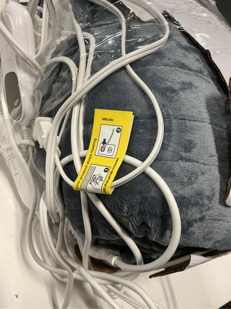 Condition photo showing Good Condition for homemate heated electric blanket king size - 100"x90" heating bedblanket throw with 10 heating levels&8 hours auto off, fast heating over-heated protection ultra soft flannel etl certified, grey 00-grey king 100"x90"