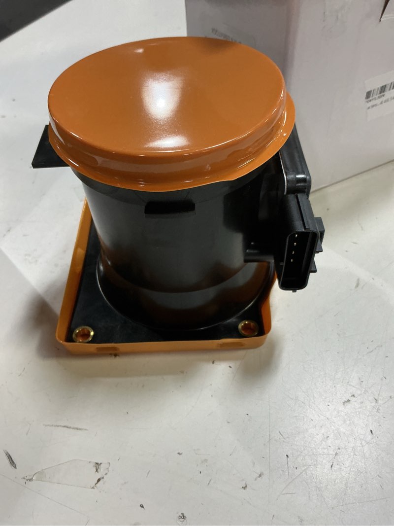Condition photo showing Good Condition for fordnova mass airflow sensor maf mass air flow sensor meter maf for 1998-2004 ford f150 f-250 f-350 f-450 f-550 super duty expedition lobo taurus lincoln jaguar 3.4l 4.6l 5.4l 6.8l 7.3l v8