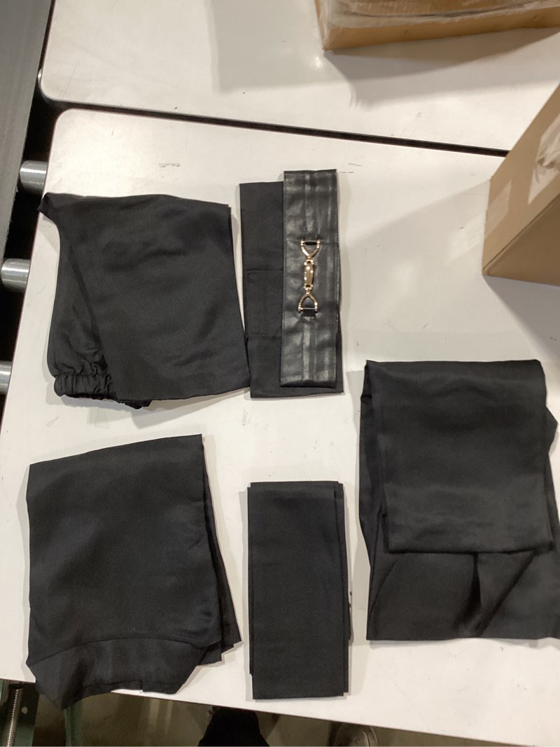 Condition photo showing Good Condition for kids costume robe hooded cloak boys halloween cosplay knight tunic belt pants set black medium