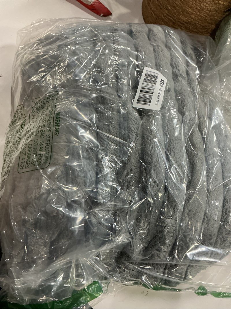 Condition photo showing Good Condition for BEDELITE Fleece Throw Blanket for Couch - 300GSM Soft & Warm Fluffy Grey Blanket, Decorative and Giftable Striped Blankets for Women, Men, 50"x60" Grey Throw(50"x60")