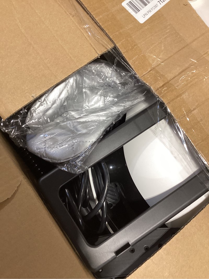 Steam cleaner, equipped with 21 specialized accessories, 1.08-liter water tank, 248°F high-temperatu