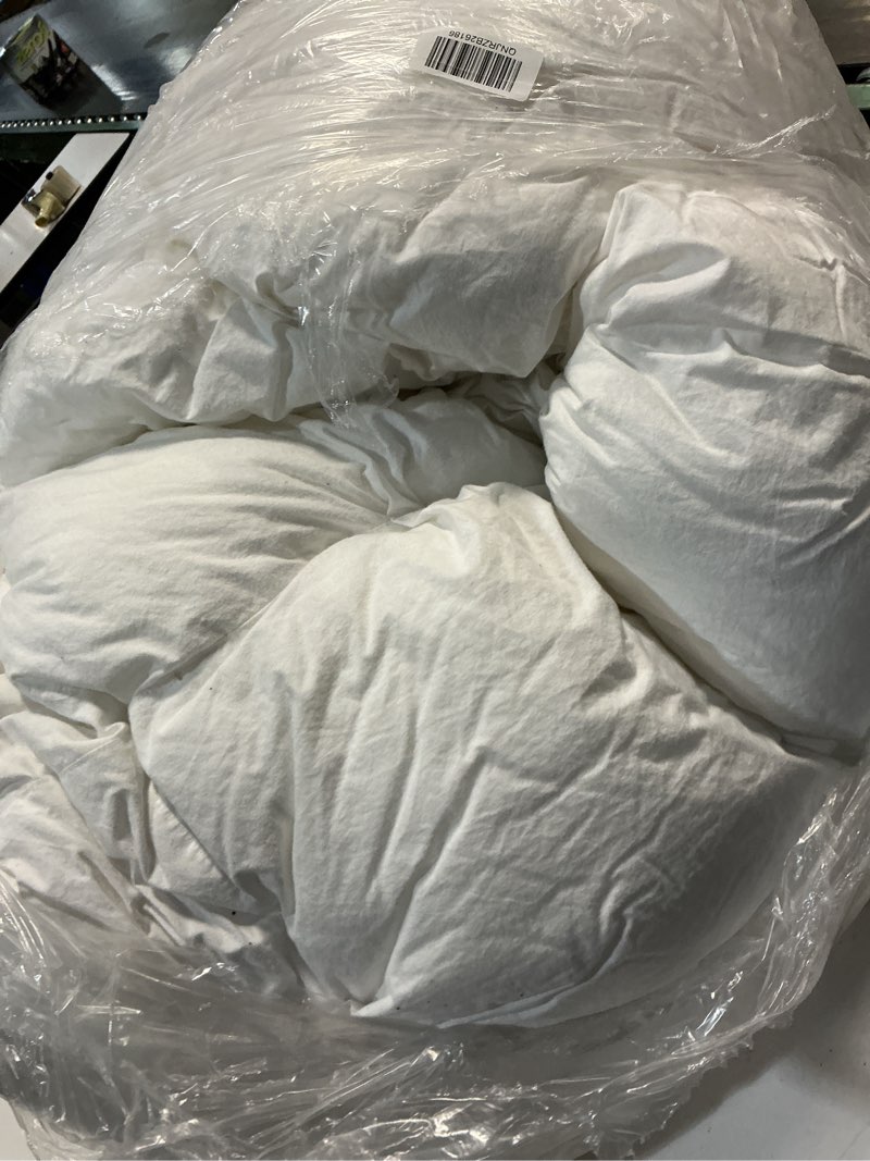 Condition photo showing As Is for quince cotton pintuck comforter, king/cal king, white