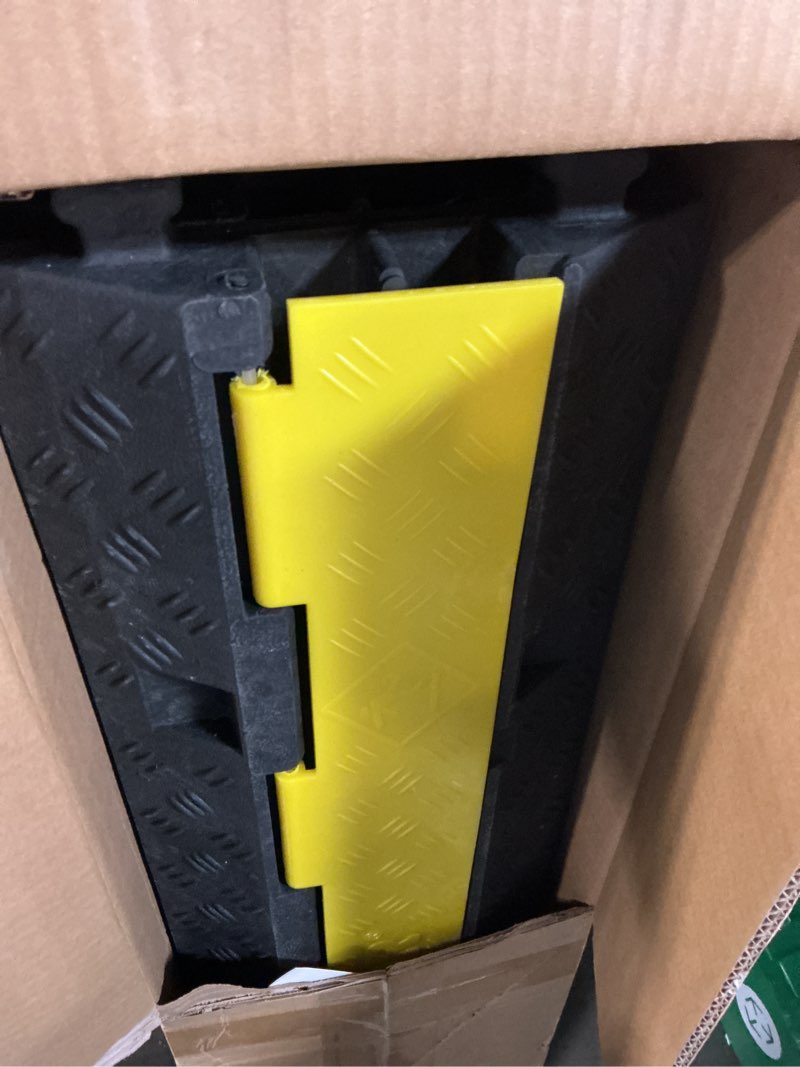 Condition photo showing Good Condition for happybuy 3 pack of 2 channel 11000lbs per axle capacity protective wire cord ramp driveway rubber traffic speed bumps cable protector