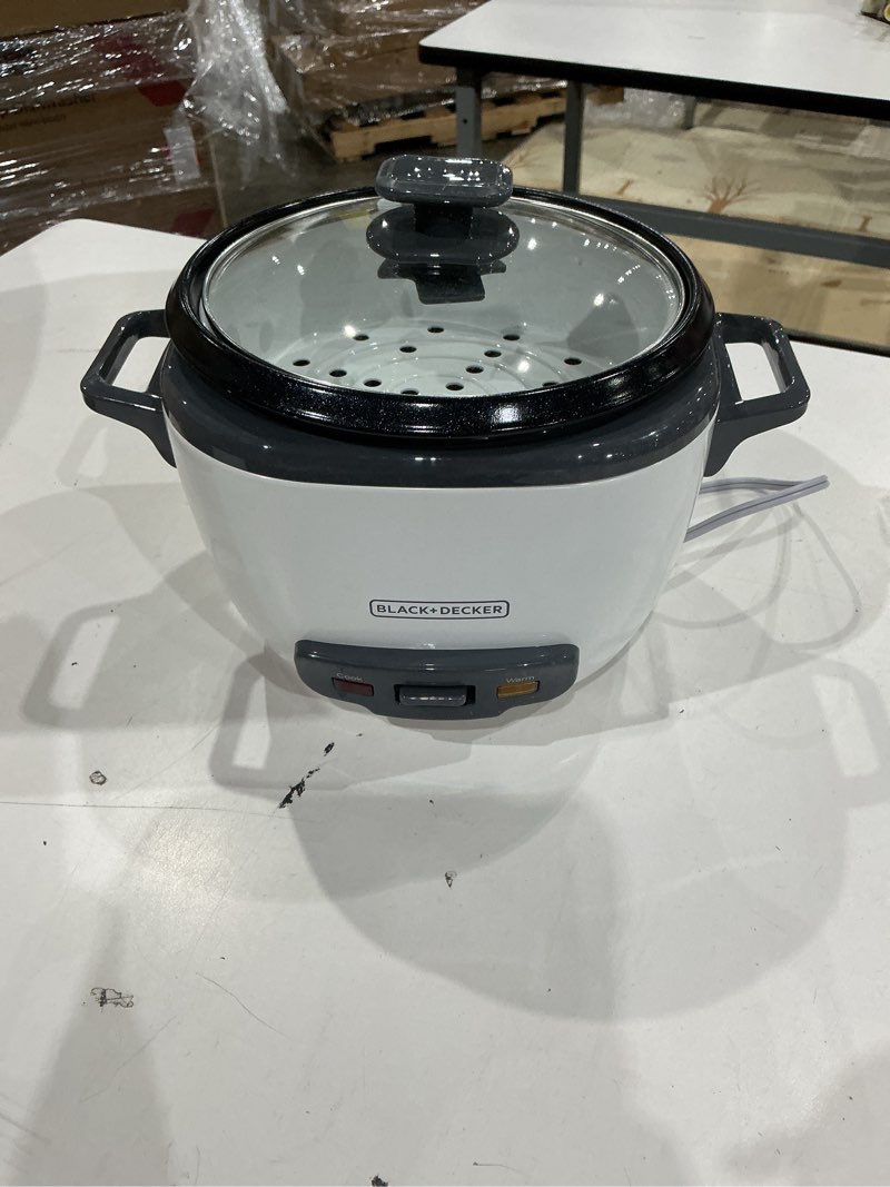 Condition photo showing Good Condition for black+decker 2-in-1 rice cooker and food steamer, 16 cup (7 cup uncooked), white, rc516c