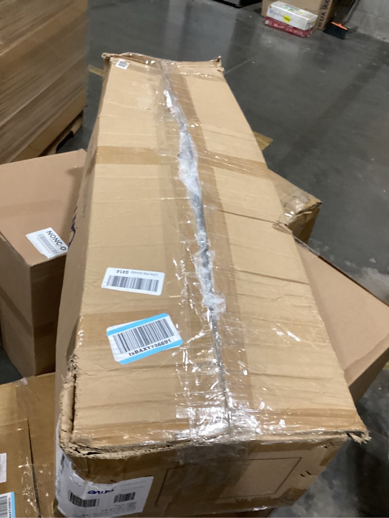 Condition photo showing Good Condition for univesal cushion cover