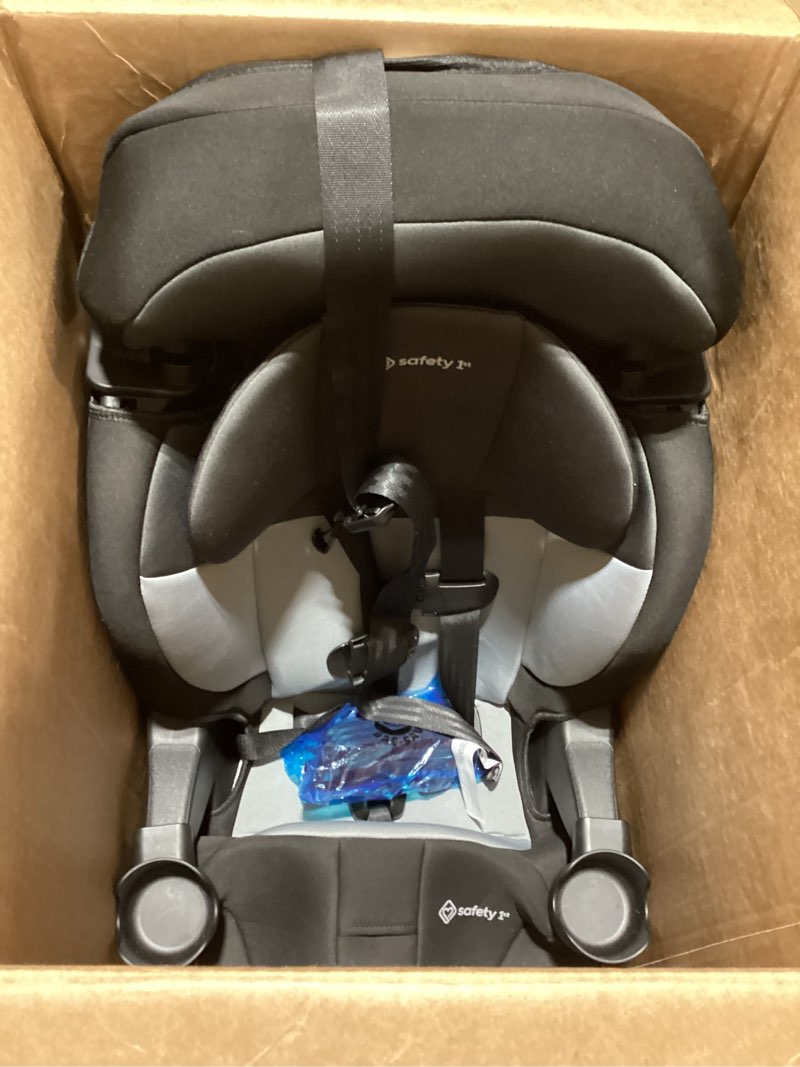 Condition photo showing Good Condition for Safety 1st Grand 2-in-1 Booster Car Seat, Converts from High Back to Belt-Positioning Booster, High Back Seat for Kids 40-65, and Belt-Positioning 40-100 Pounds, Old Soul