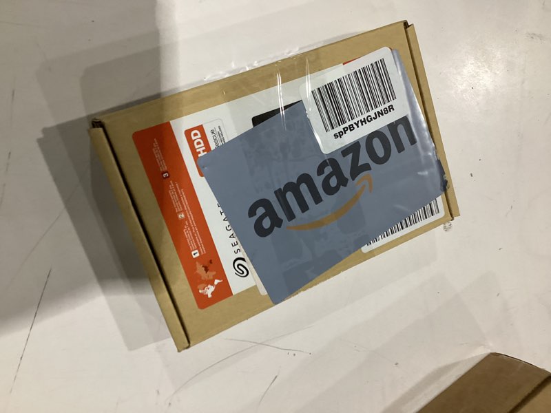 Condition photo showing New/Like New for Seagate portable charger 