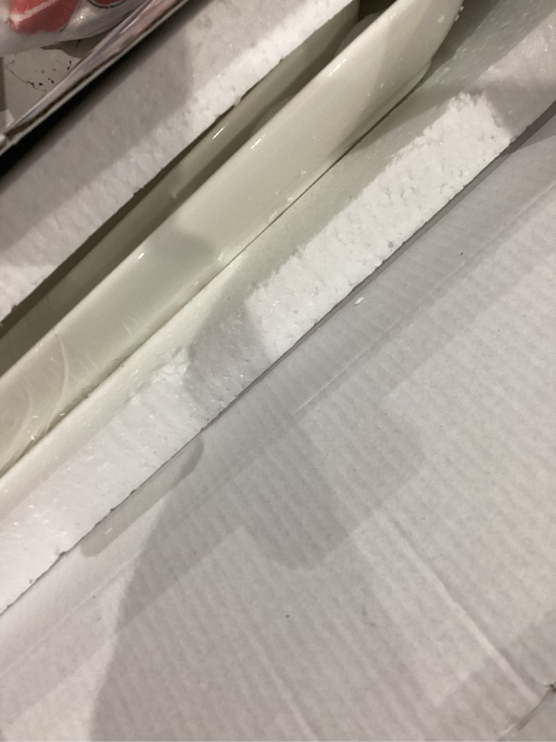 Condition photo showing Good Condition for DELLING Large Serving Platter Set 16/14/12inch Large Serving Tray - Rectangular White Serving Trays for Party, Turkey Platter Set of 3, Christmas White 16/14/12inch