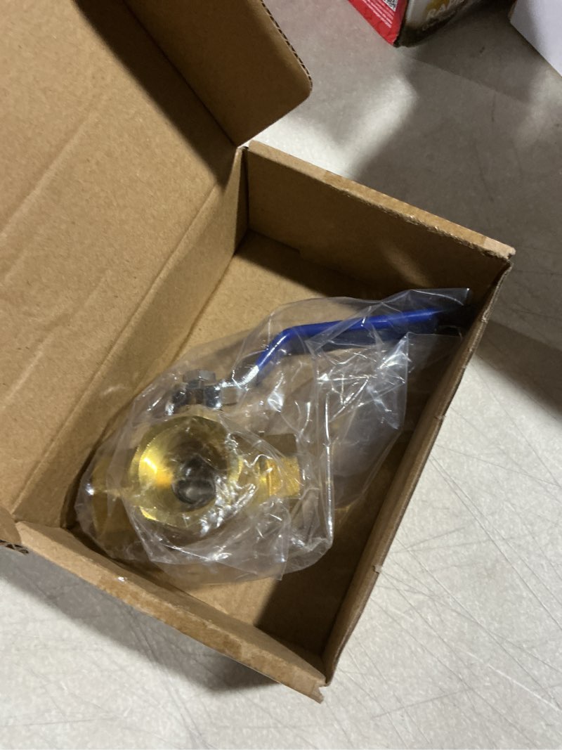 Condition photo showing Good Condition for QWORK Series 3-Way (L-Port) Ball Valve, Lever Handle, BSPP Female (3/4'') Made of Forged Brass 1 Pack DN20