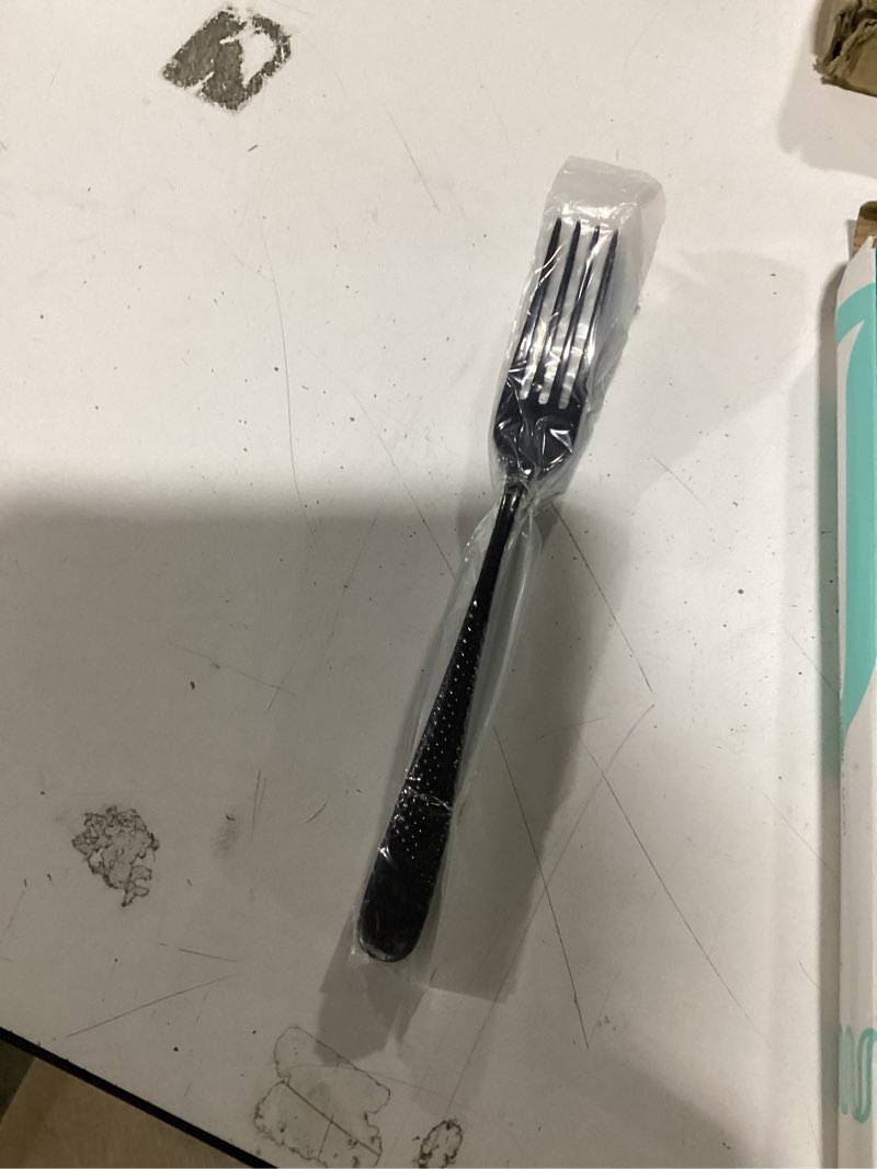 Condition photo showing New/Like New for xideman® premium hammered dinner forks set (8.1 inch), 18/10 stainless steel forks silverware, 6-piece metal forks for home kitchen restaurant. mirror polished & dishwasher safe