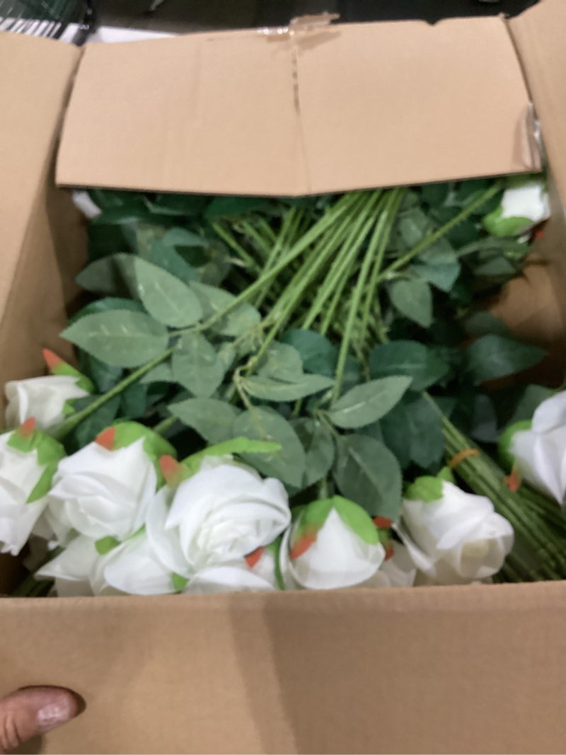 Condition photo showing Good Condition for jexine 100 pieces artificial roses flowers bulk, long stem realistic fake silk roses bouquet for table centerpiece vases wedding party kitchen decor(creamy white)