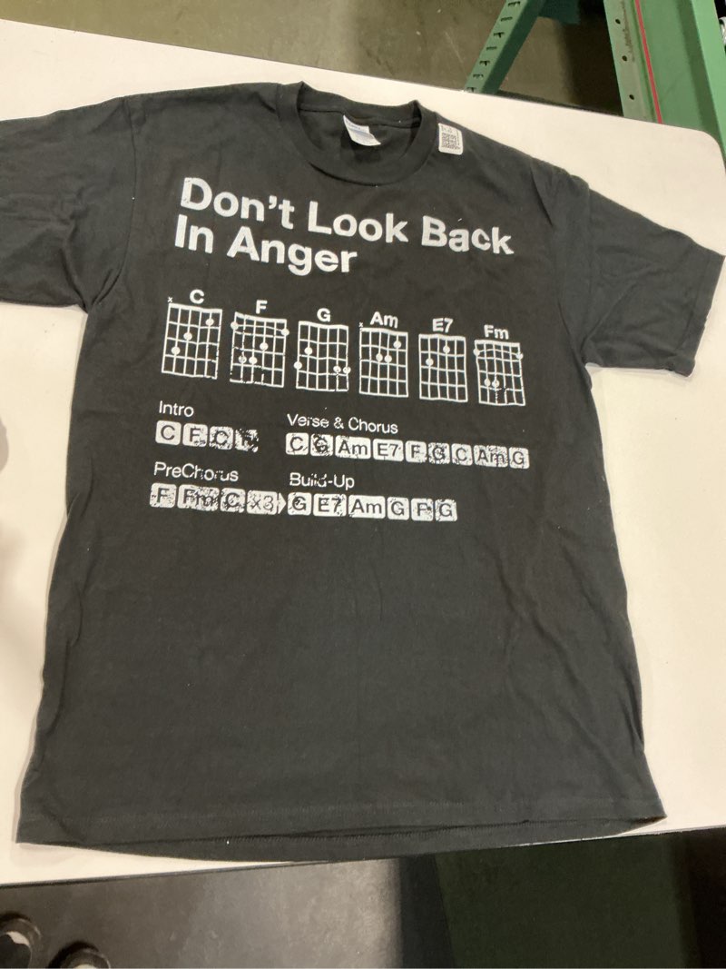 Condition photo showing Good Condition for Vintage Guitar Chords Oasis Dont Look Back in Anger T-Shirt Size Medium 