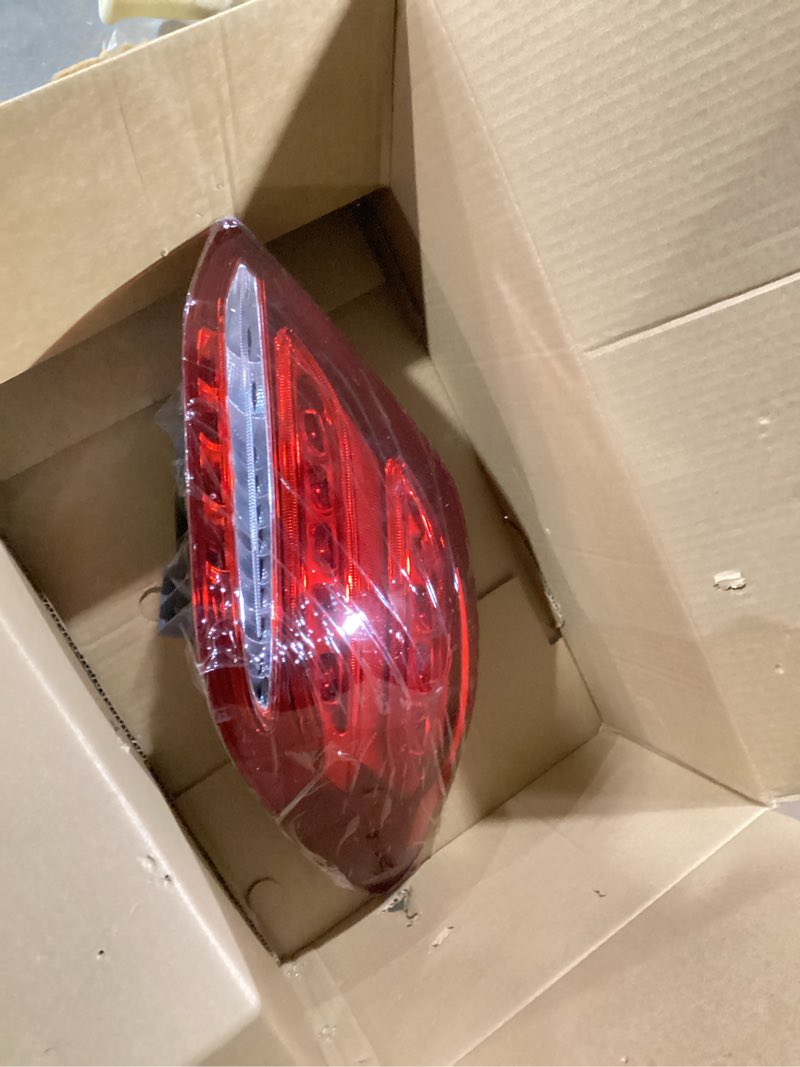 Condition photo showing Good Condition for tail light assembly right outer for 2017-2019 mercedes gle43 amg