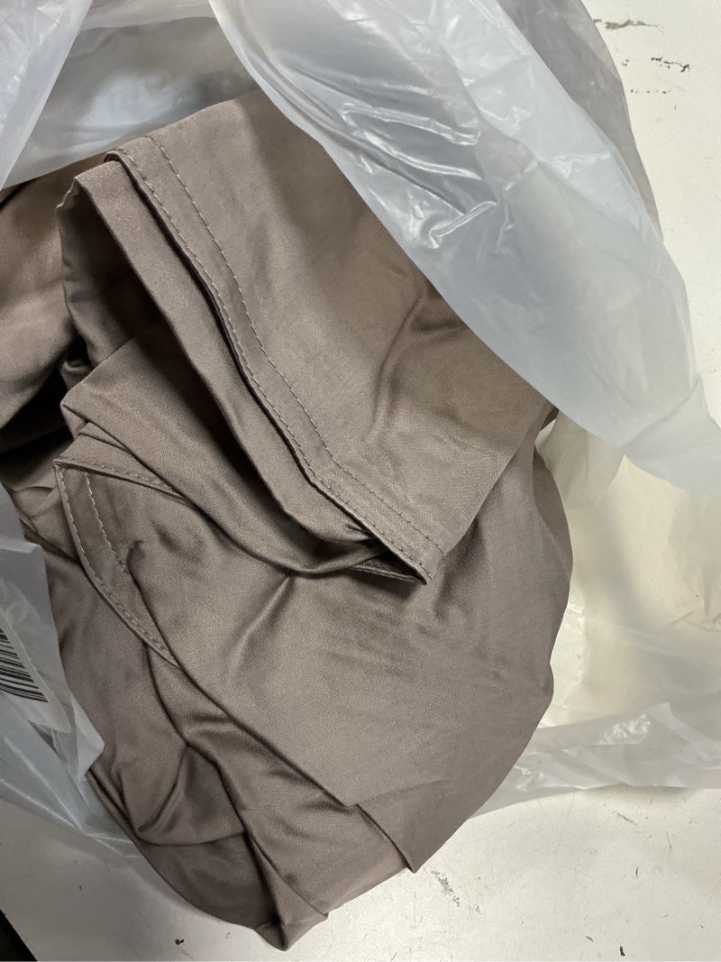 Condition photo showing Good Condition for bamboo duvet cover, full/queen, stone