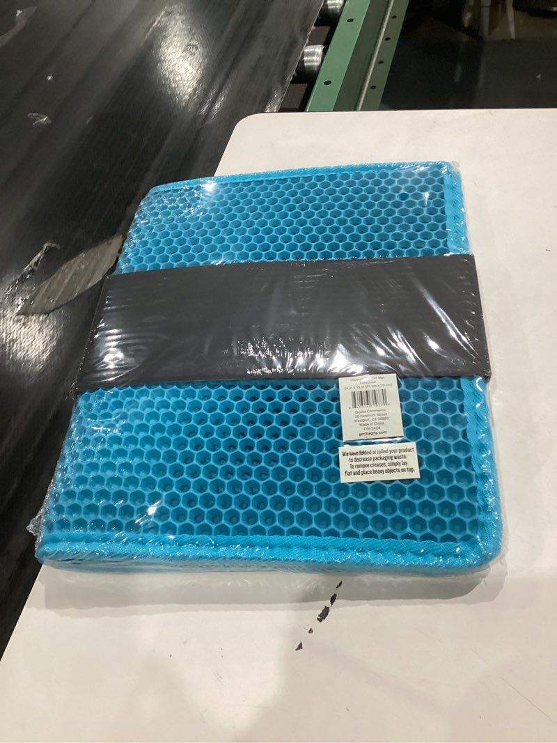 Condition photo showing New/Like New for GORILLA GRIP Honeycomb Cat Litter Box Mat, Two Layer Trapping Waste Mats, Soft On Paws, Litter Box Supplies and Essentials for Indoor Cats, Traps Excess, Water Resistant for Floors, 24x15 Turquoise Turquoise 24" x 15"