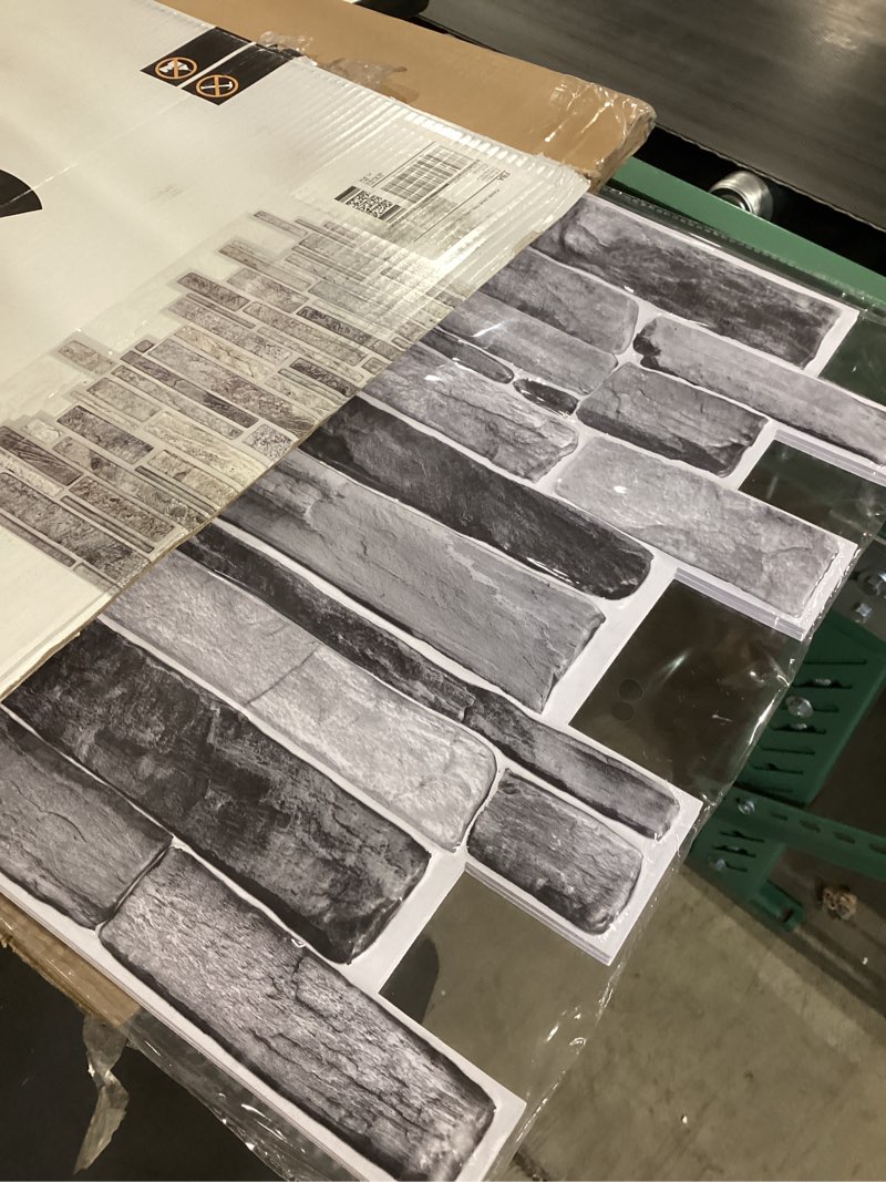 Condition photo showing Good Condition for 3D Artificial Stone Wall Panels 37.8’’x18.9’’ - 10 Sheets, Covers 4.6 sqm / 49.6 sq ft - Decorative PVC Slate Wall Panels for Cladding - Kitchen, Living Room, Bedroom, Office - Natural Grey Rock Stone