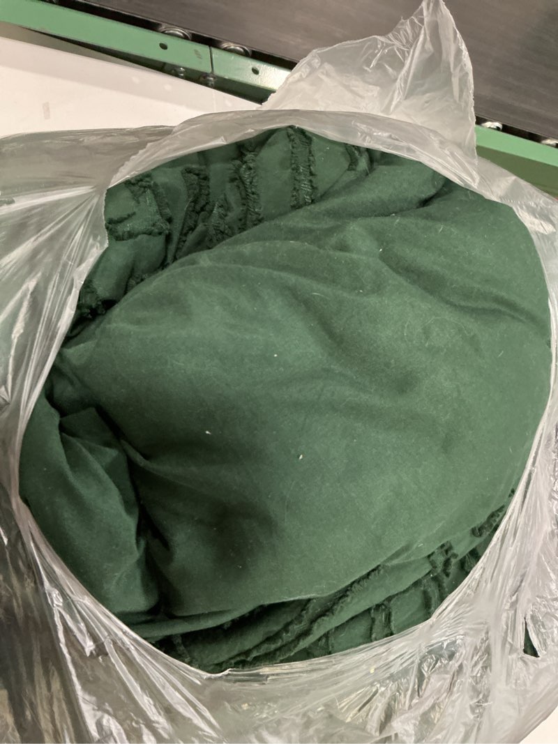 Condition photo showing As Is for Litanika Emerald Green King Size Comforter Set, 3 Pieces Dark Green Tufted Boho Farmhouse Bedding Comforter Sets, Lightweight Fluffy All Season Comforter Bed Set (104x90In Comforter & 2 Pillowcases)