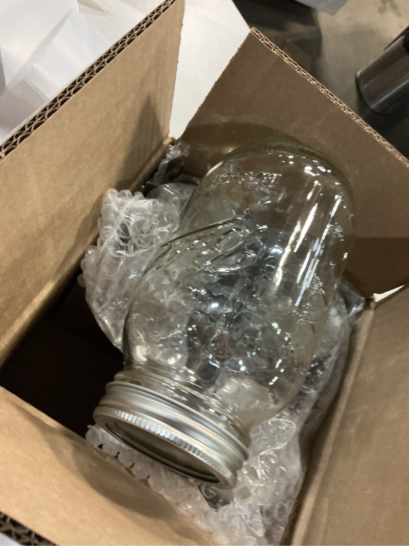 Condition photo showing Good Condition for ball regular mouth glass mason jars with lids and bands, used for canning (quart, 32 ounce (pack of 4)) clear 32 oz (pack of 4)