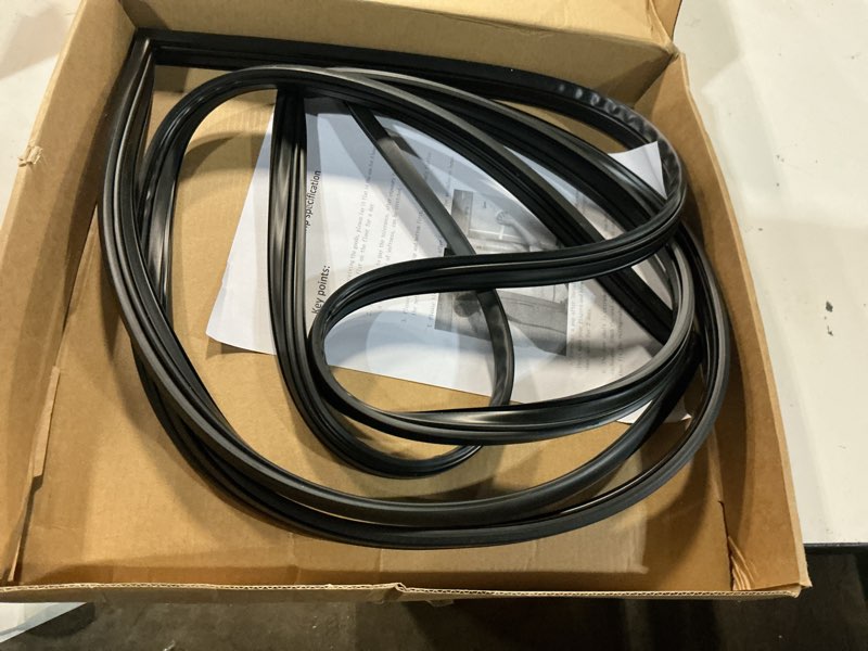 Condition photo showing Good Condition for 810803 refrigerator true door gasket compatible with true door gasket gdm- 19/23/49 t-19