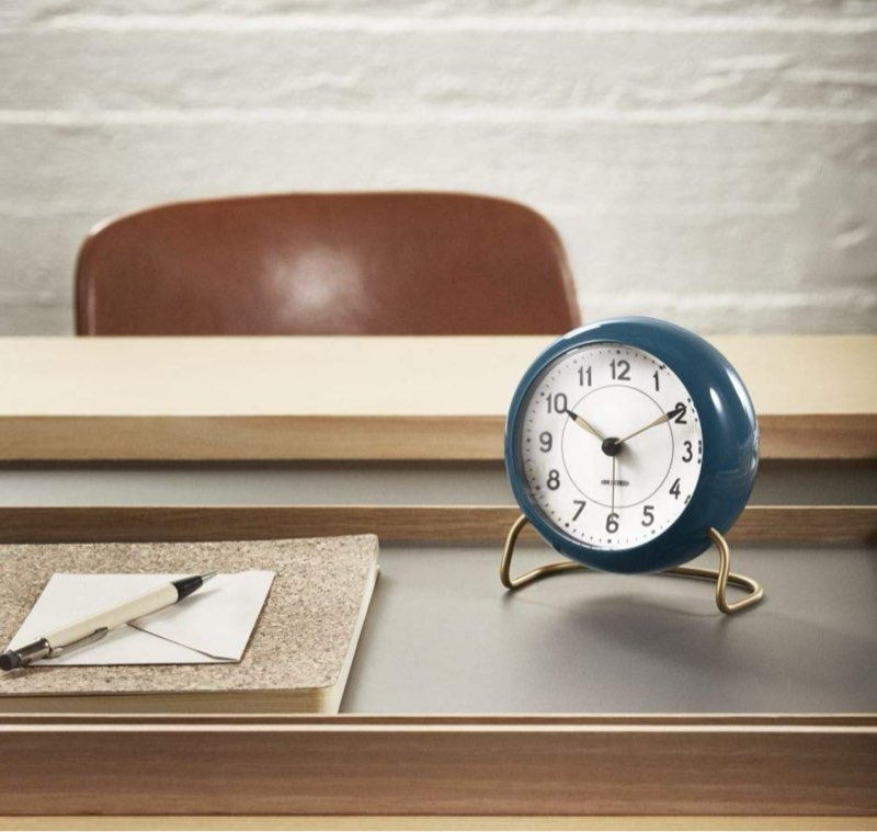 Arne Jacobsen Table Clock Diameter 11 cm Station Original Design Snooze Function Blue