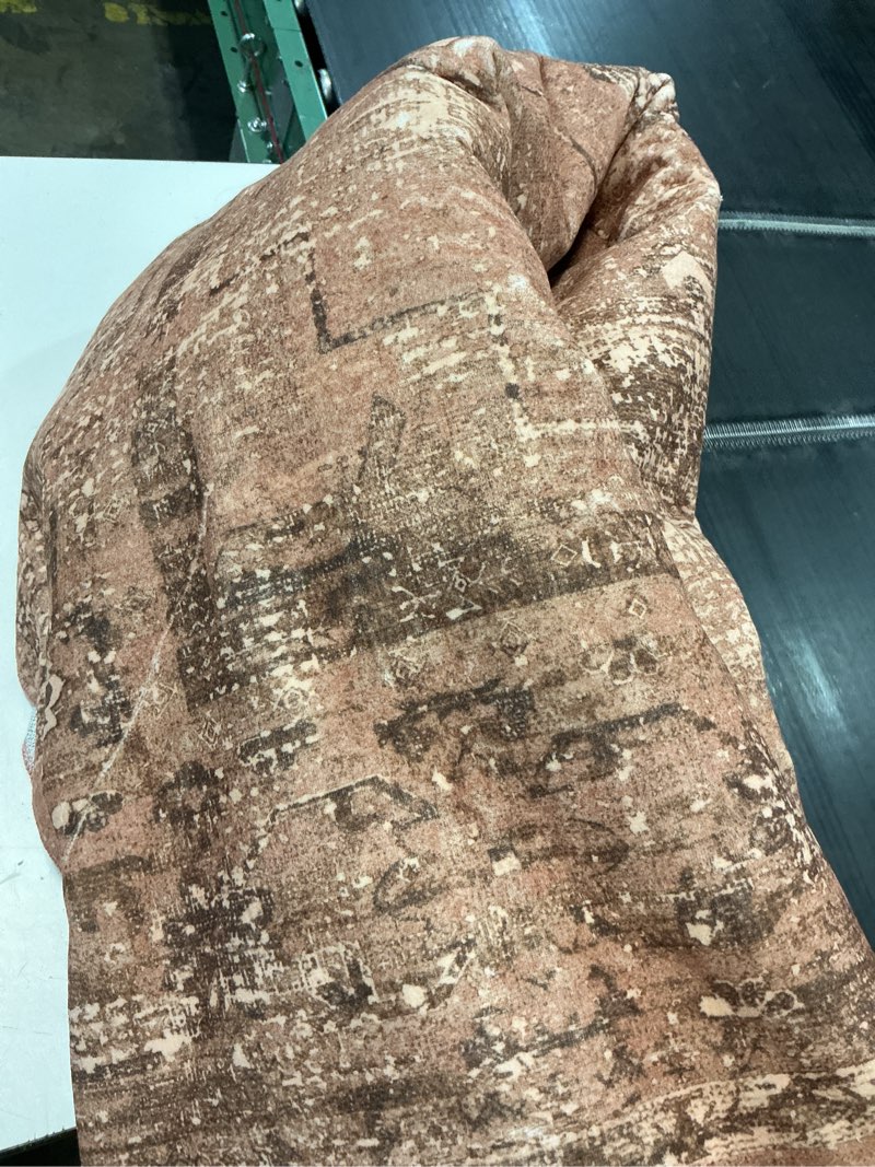 Condition photo showing Good Condition for talanova terracotta 8x10 washable area rug for living room, non slip low pile mineral geometric rug for bedroom, dining room, distressed modern farmhouse décor 8' x 10' (rectangular) terracotta