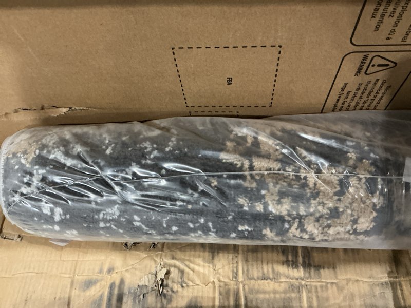 Condition photo showing Good Condition for loloi alchemy collection alc-02 granite/gold 5'-3" x 7'-6" area rug granite / gold 5'3" x 7'6" (rectangular)