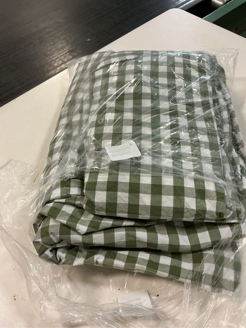 Condition photo showing Good Condition for organic crisp percale gingham deluxe bedding bundle, queen, olive 3 pcs
