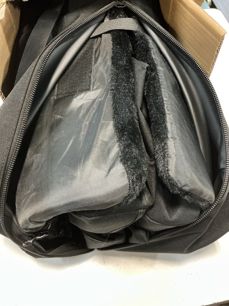 Condition photo showing Good Condition for noah & paw collapsible dog crate 30 inches, large dog crate for large medium breeds, travel kennel for car, including pet mat for pet cage, 2 storage pockets, handbag, 10mm locking zipper 30*21*21 black l