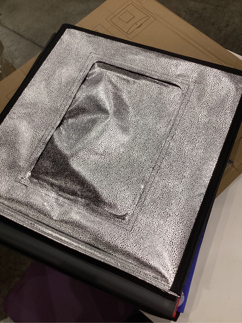 Condition photo showing Good Condition for puluz large photography light box, 24x24 inches photography light tent, 60cm x 60cm photo studio for big product, portable photo booth with 2 light board? 6 color backdrops, 5500k lighting, us plug 24×24 inches