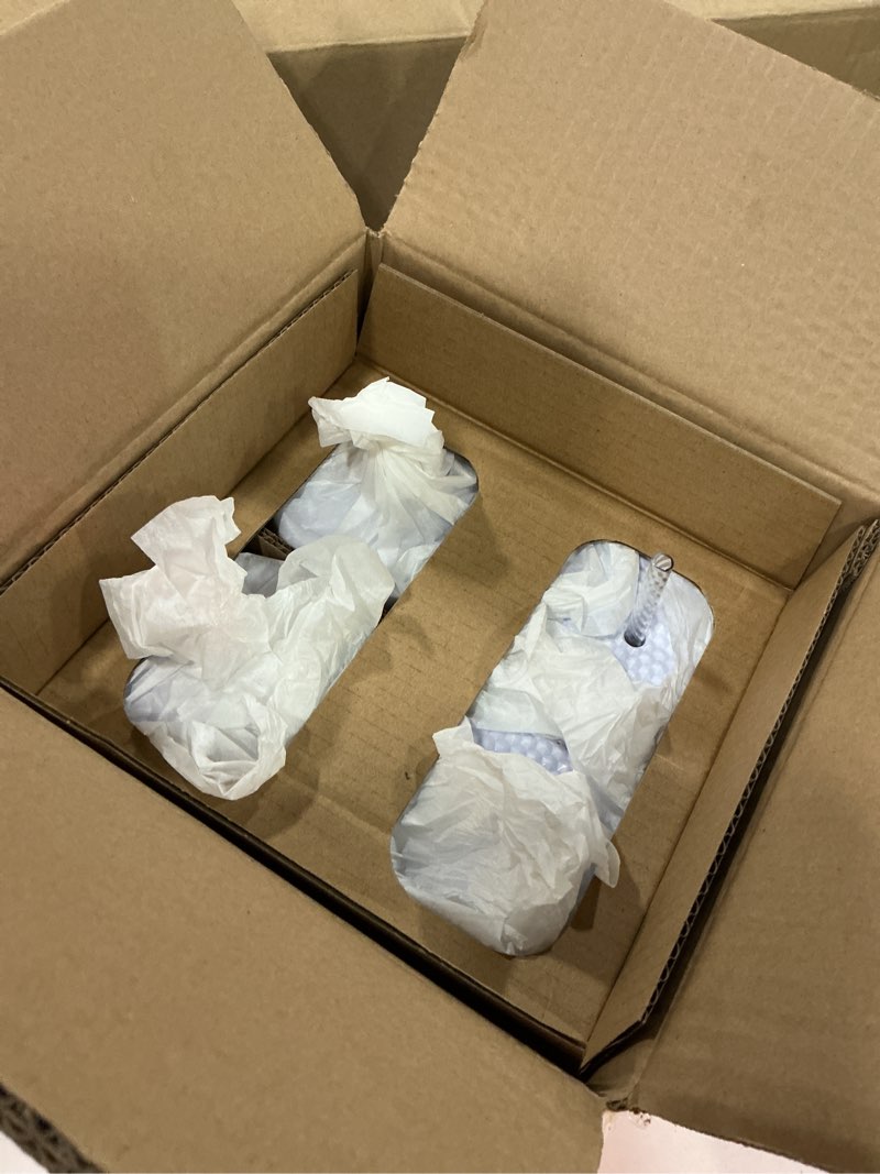 Condition photo showing New/Like New for pack of 4 starbucks 2021 holiday bling studded cold cup tumbler 24oz