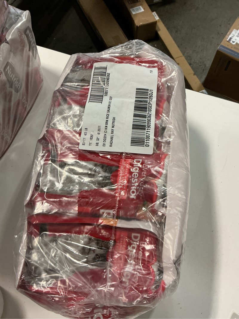 Condition photo showing Good Condition for Bb 06/18/26 Nutrish Everyday Digestion Dry Cat Food, Chicken Brown Rice and Salmon Recipe with Peas and Carrots, 3 lb. Bag, (Pack of 4) (Rachael Ray) Chicken Brown Rice and Salmon with Peas and Carrots 3 Pound (Pack of 4)