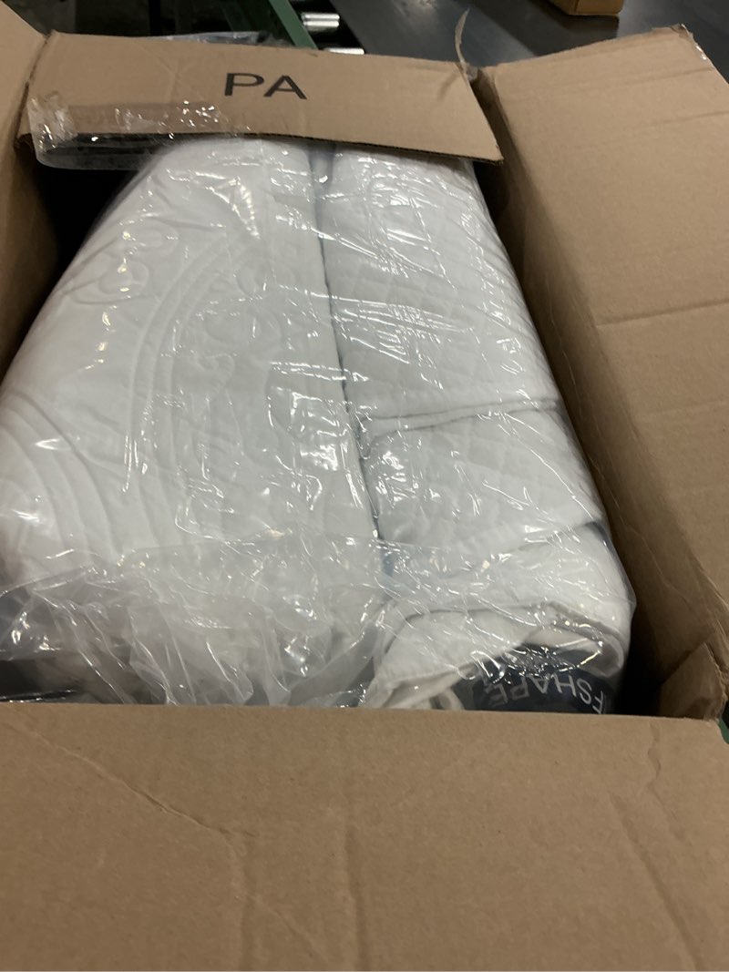 Condition photo showing New/Like New for cmfshape oversized king quilt set bedspread 128x120-white california king quilts 3 pcs-lightweight quilted bedding extra large-bohemian coverlet for all season style4 white super king 128