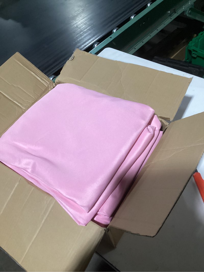 Condition photo showing Good Condition for Dailyset 6-Pack Pink Round Tablecloths, 120 Inches, Stain-Resistant Polyester for 5-6 Ft Round Tables - Washable Table Covers for Weddings, Banquets, Birthday Parties, Events Pink 120 In, 6 Pack